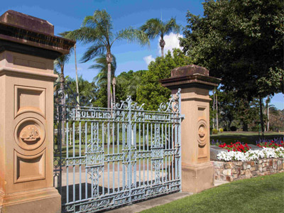 Soldiers Memorial Gates & Cenotaph